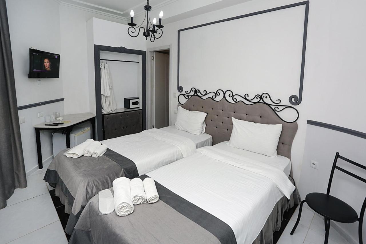 The One Boutique Hotel Tbilisi Exterior photo