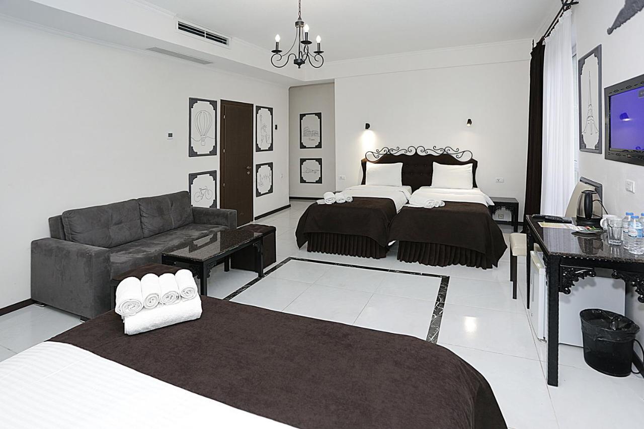 The One Boutique Hotel Tbilisi Exterior photo