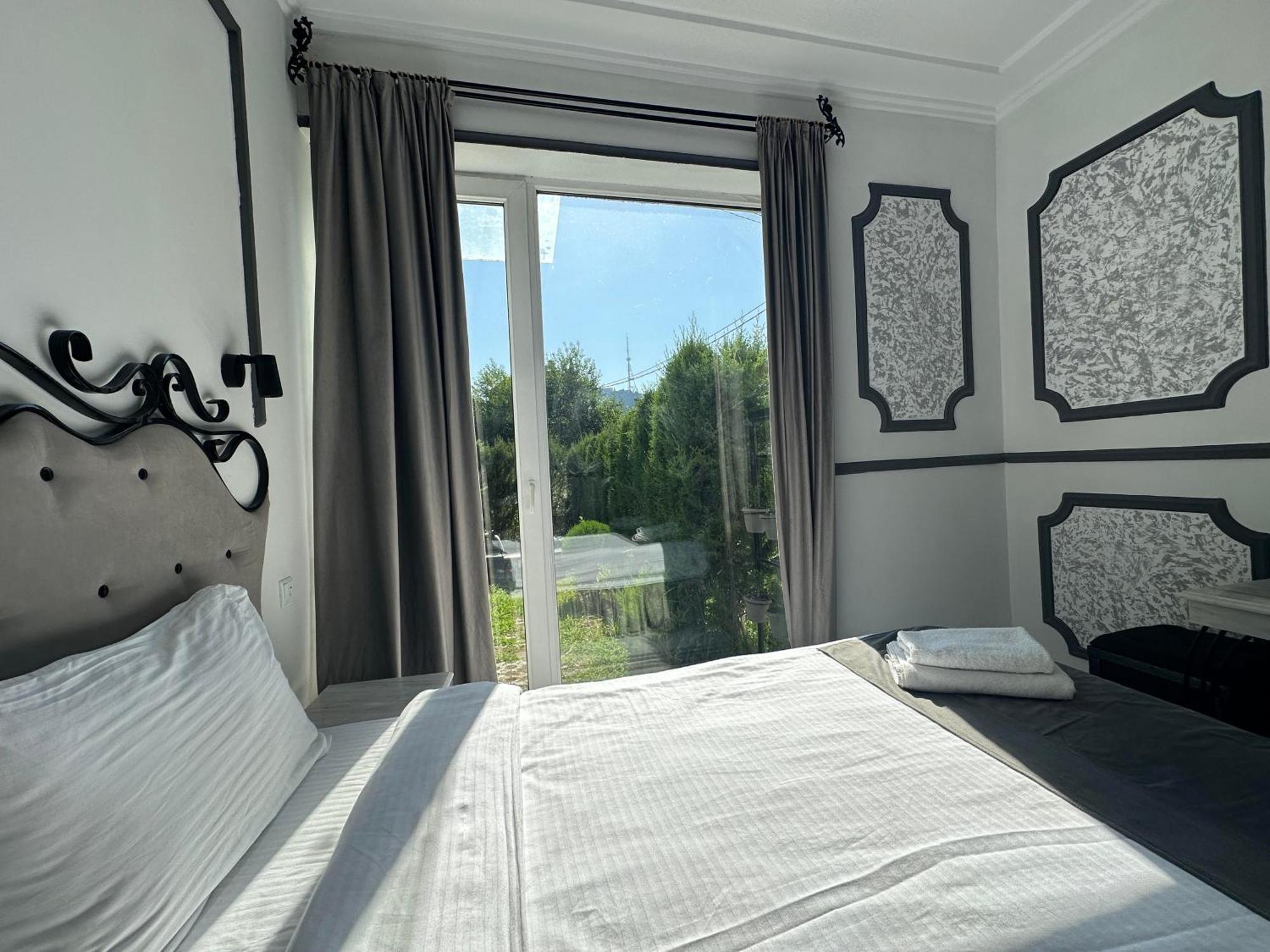 The One Boutique Hotel Tbilisi Exterior photo