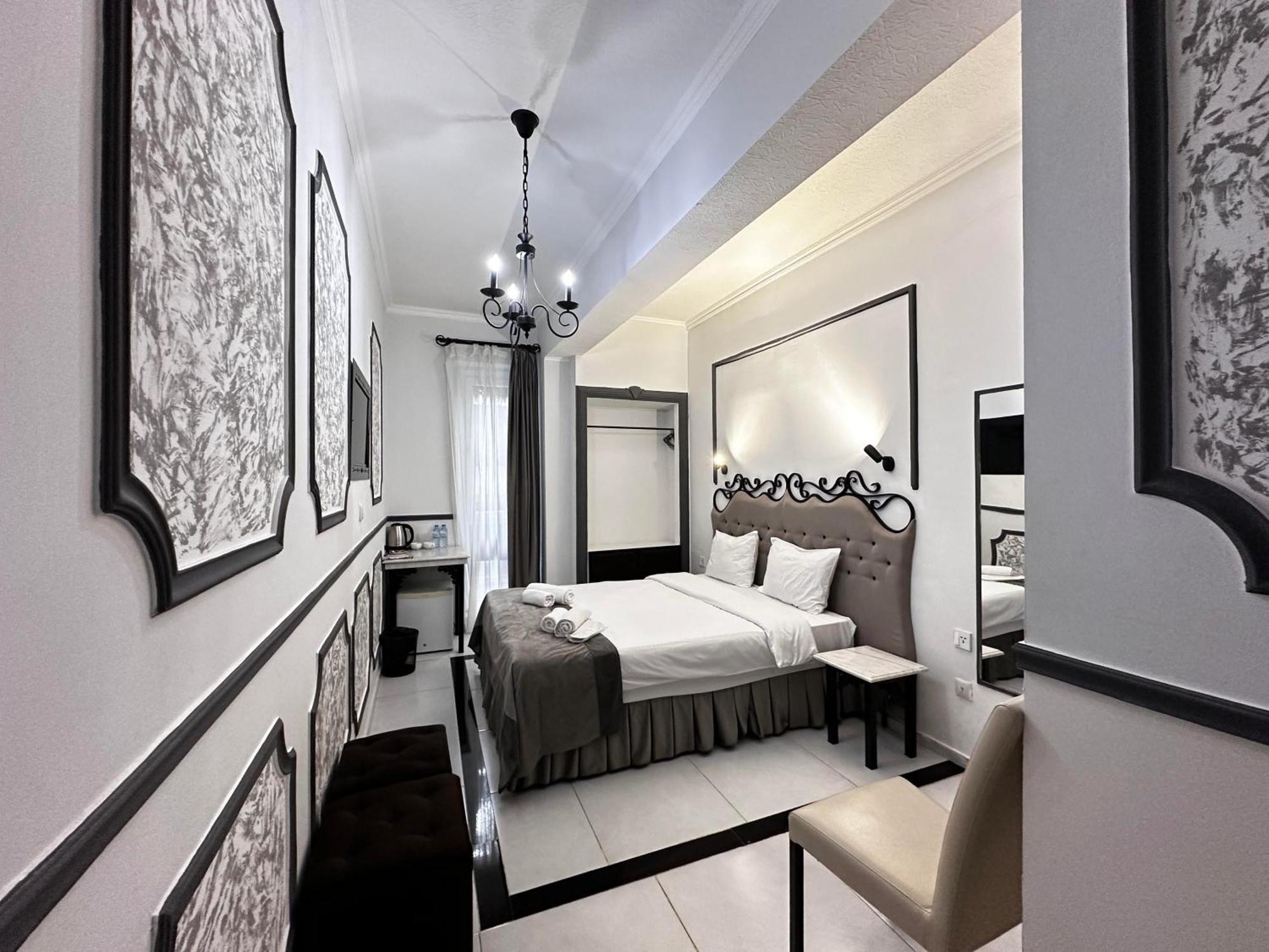 The One Boutique Hotel Tbilisi Exterior photo