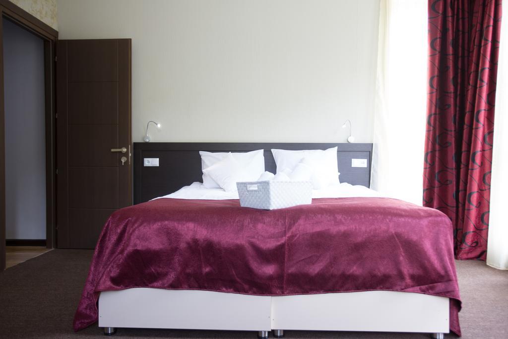 The One Boutique Hotel Tbilisi Exterior photo