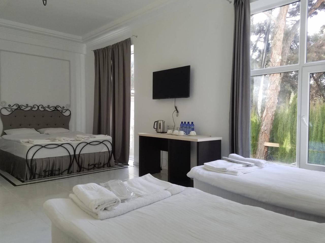 The One Boutique Hotel Tbilisi Exterior photo
